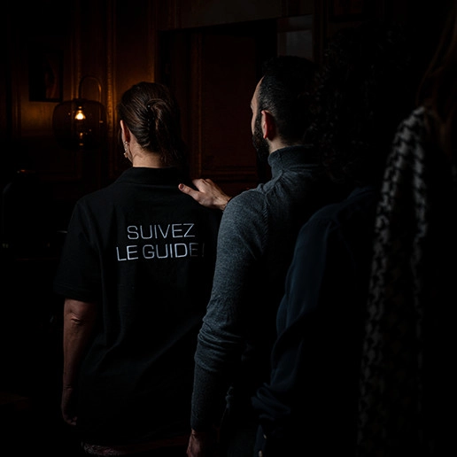 Authentic encounter with a guide at Dans le Noir ?