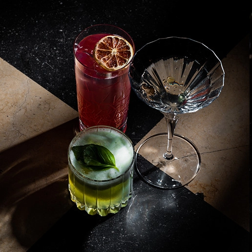 Cocktails served during a bachelor party at Dans le Noir ?