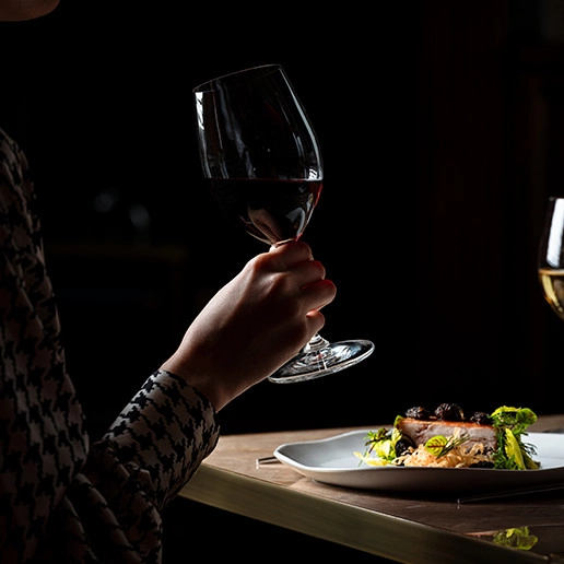 Unusual sensory dining experience at Dans le Noir ?